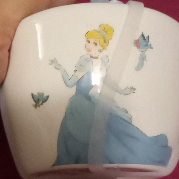 Rae Dunn Measuring cup set of 4. New. - Picture 6 of 6